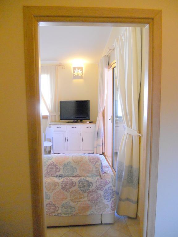 La Cerbiatta Residence Loiri Porto San Paolo Экстерьер фото